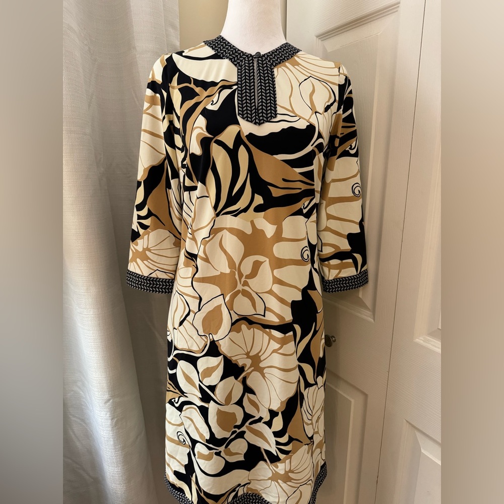 J. McLaughlin dress - NWOT- XS. Multicolored straight style